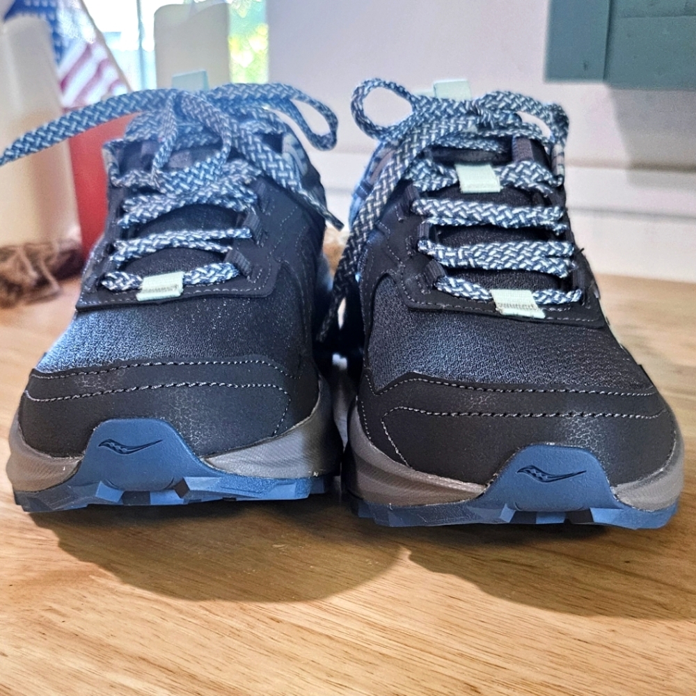 NWT'S - SAUCONY -Excursion TR17 Running Athletic Shoes- Womens 7.5 - Picture 4 of 10